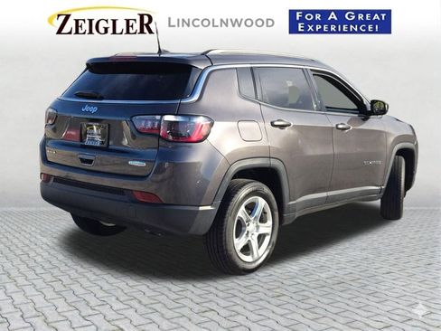 Used 2024 Jeep Compass Latitude AWD/4WD image 10