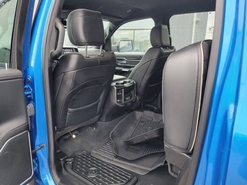 Used 2020 RAM 1500 Laramie w/ Sport Appearance Package image 12