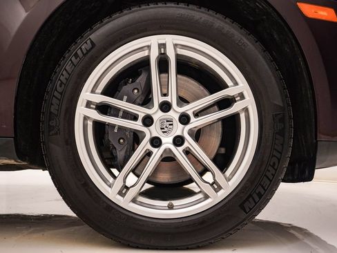 Used 2023 Porsche Macan Turbo AWD/4WD image 13