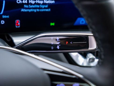 Certified 2025 Cadillac Lyriq Luxury w/ LPO, Floor Liner Package image 27