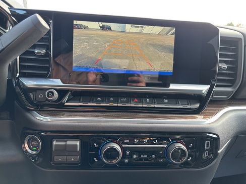 New 2026 Chevrolet Silverado 1500 LT image 18