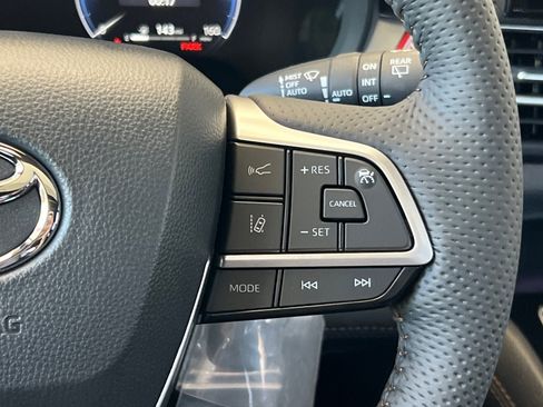 New 2026 Toyota Sienna Platinum AWD/4WD image 28