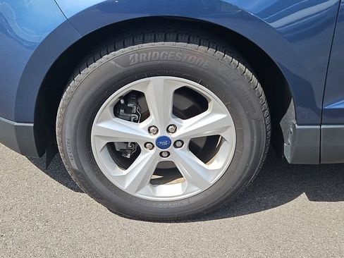 Used 2019 Ford Edge SE FWD image 9