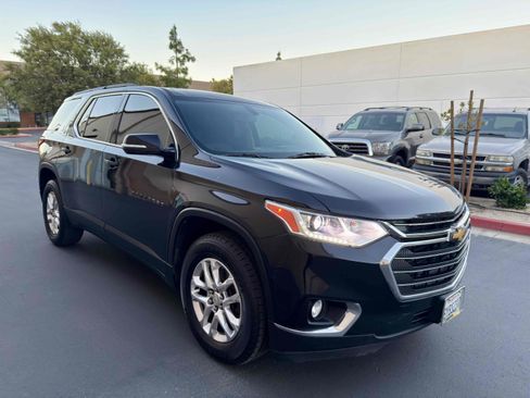 Used 2019 Chevrolet Traverse LT image 6