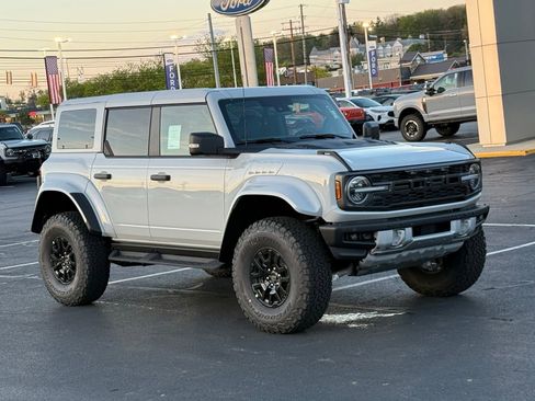 New 2026 Ford Bronco Raptor AWD/4WD image 9