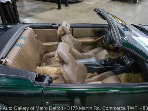 Used 1992 Pontiac Firebird Trans Am image 15