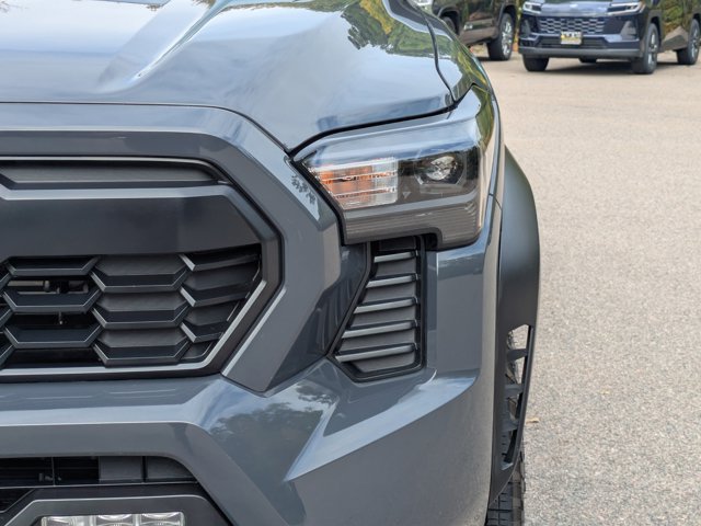 Used 2026 Toyota Tacoma TRD Off-Road AWD/4WD image 13