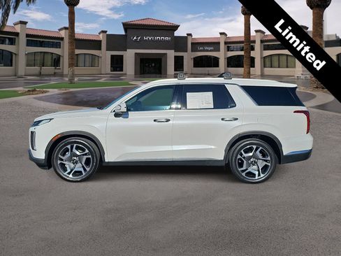 Used 2023 Hyundai Palisade Limited image 5
