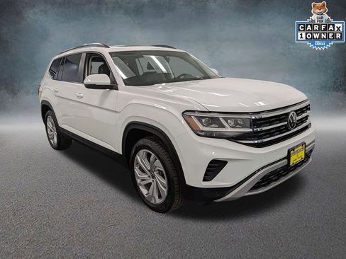 Used 2022 Volkswagen Atlas SE w/ Panoramic Sunroof Package image 3