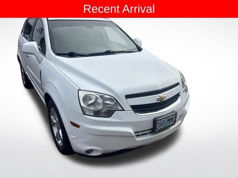 Used 2014 Chevrolet Captiva Sport LT w/ Convenience Package FWD image 1