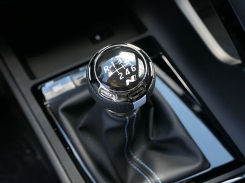 New 2026 Hyundai Elantra N FWD image 18