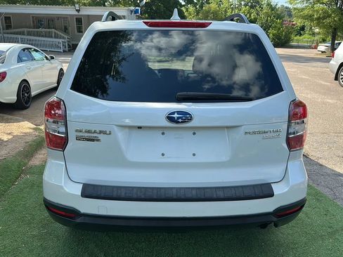 Used 2016 Subaru Forester 2.5i Premium AWD/4WD image 6