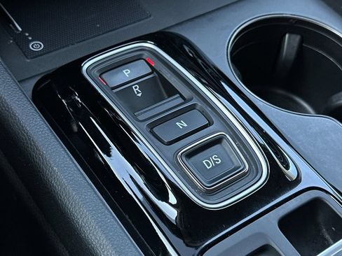Certified 2025 Honda Pilot EX-L image 25