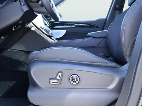 New 2025 Maserati Grecale Modena image 39