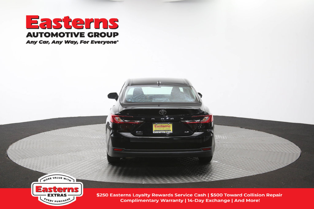 Used 2026 Toyota Camry LE FWD image 38