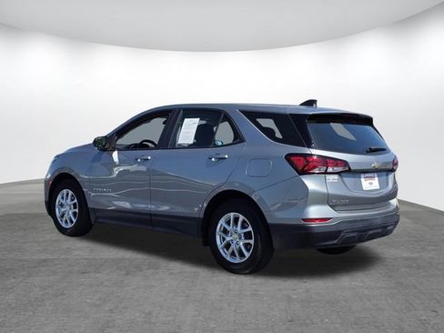 Used 2024 Chevrolet Equinox LS FWD image 6