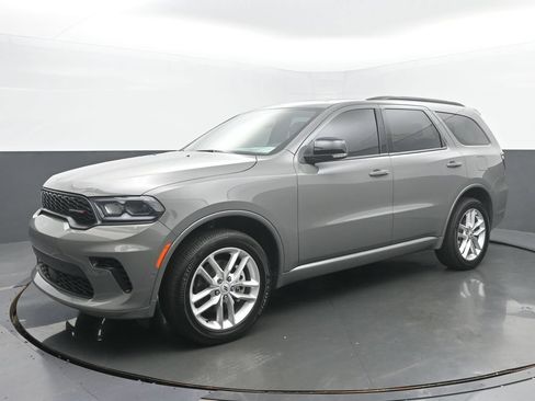 Used 2025 Dodge Durango GT AWD/4WD image 5