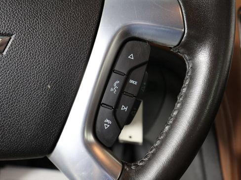 Used 2015 Chevrolet Traverse LT FWD image 35