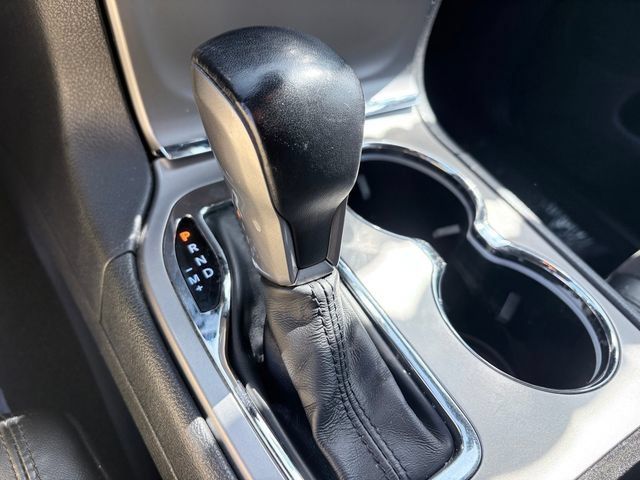 Used 2021 Jeep Grand Cherokee Laredo X AWD/4WD image 20