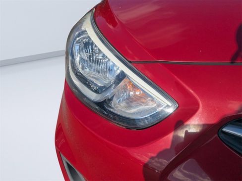 Used 2016 Hyundai Accent SE image 10