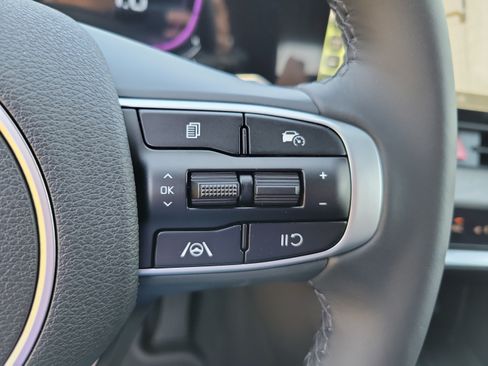 Used 2025 Kia Sportage X-Line w/ Premium Package AWD/4WD image 25