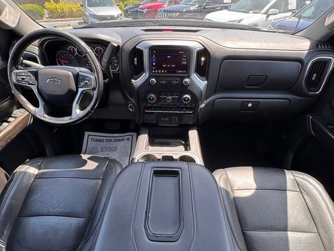 Used 2020 Chevrolet Silverado 1500 LT Trail Boss AWD/4WD image 18