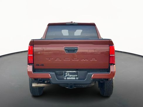 Used 2025 Toyota Tacoma TRD Off-Road image 7