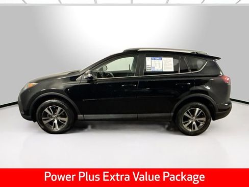 Used 2018 Toyota RAV4 XLE image 3