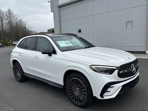New 2026 Mercedes-Benz GLC 300 GLC 300 image 2