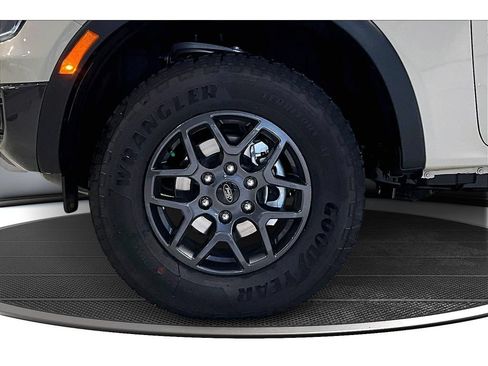 New 2026 Ford Ranger XLT w/ Equipment Group 301A High AWD/4WD image 15