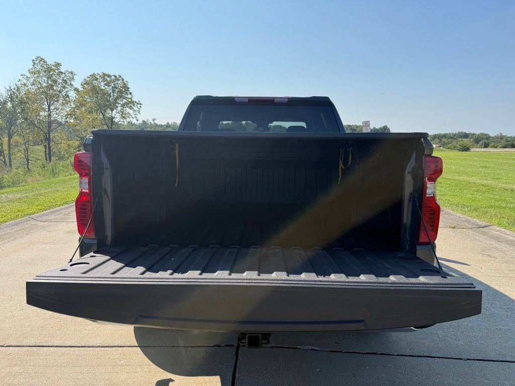 Used 2026 Chevrolet Silverado 1500 LT AWD/4WD image 6