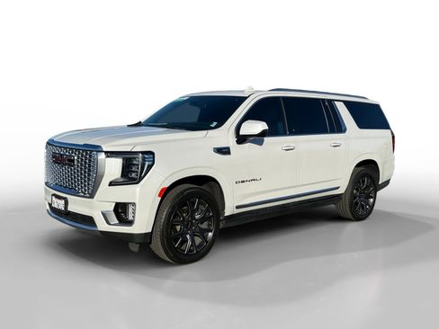 Used 2023 GMC Yukon XL Denali image 1