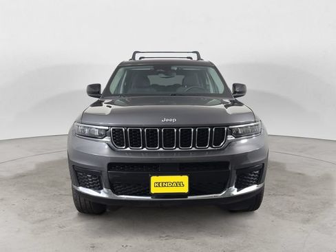 Used 2022 Jeep Grand Cherokee L Laredo w/ Luxury Tech Group I AWD/4WD image 2