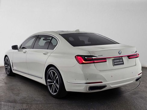 Used 2022 BMW 750i xDrive AWD/4WD image 5