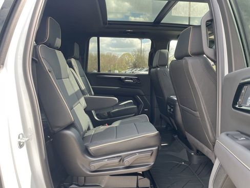 New 2026 Chevrolet Suburban Premier w/ Sun And Tow Package image 29