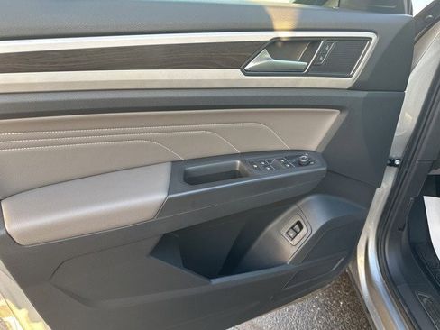 Used 2022 Volkswagen Atlas SE image 20