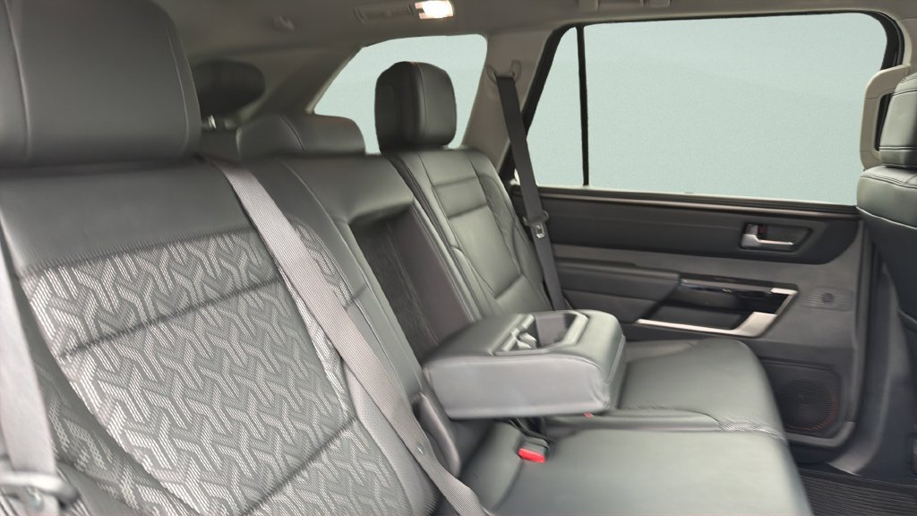 Used 2024 Toyota Sequoia Limited w/ Tow Technology Package AWD/4WD image 34