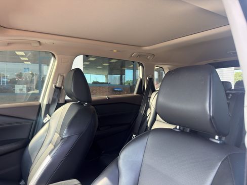 Used 2022 Nissan Rogue SV w/ SV Premium Package FWD image 4