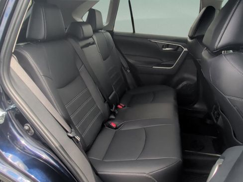 Used 2024 Toyota RAV4 XLE Premium image 42