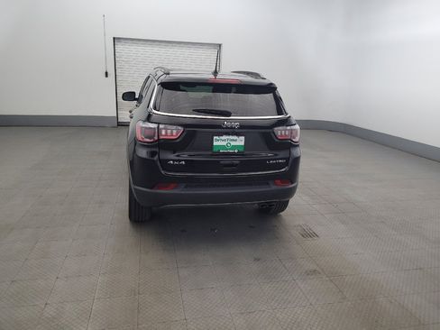 Used 2018 Jeep Compass Limited w/ Navigation Group AWD/4WD image 6