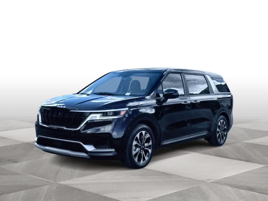 Used 2024 Kia Carnival EX FWD image 4