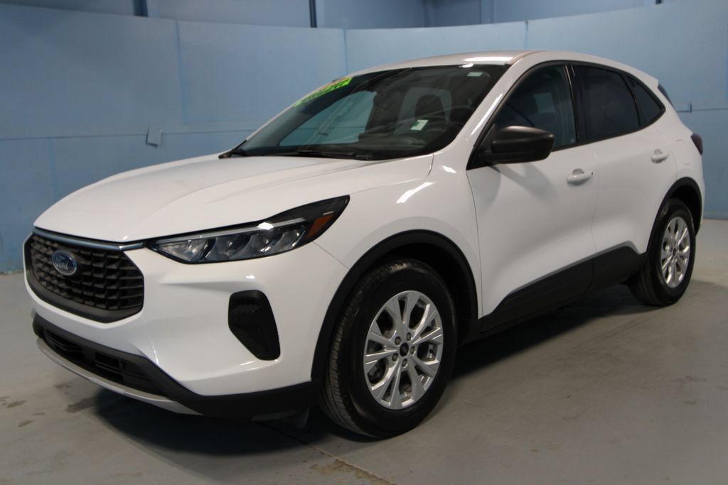 Used 2025 Ford Escape Active FWD image 24