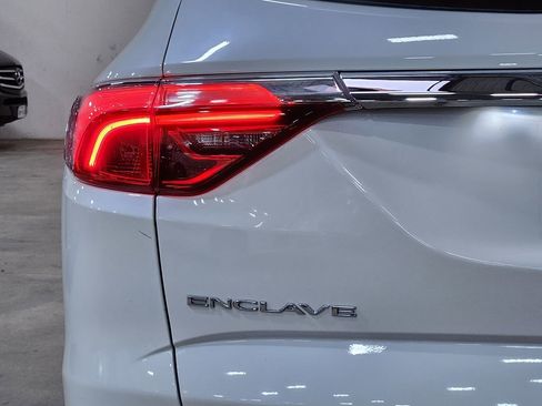 Used 2024 Buick Enclave Essence w/ Sport Touring Edition image 20