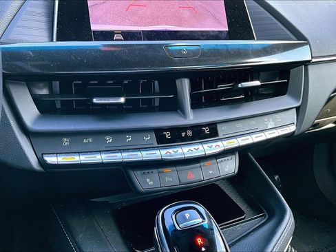 Used 2022 Cadillac CT4 V Blackwing w/ Driver Assist Package RWD image 23