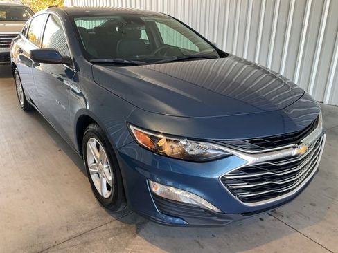 Used 2024 Chevrolet Malibu LT image 25