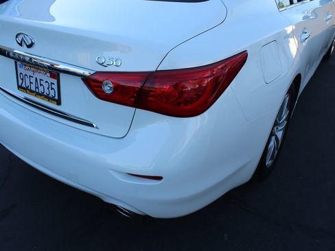 Used 2015 INFINITI Q50 Premium w/ Navigation Package RWD image 16