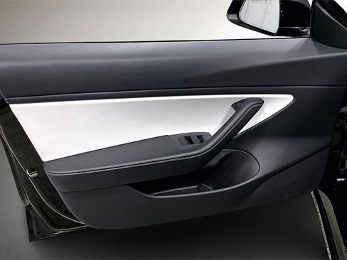 Used 2021 Tesla Model 3 Long Range image 19