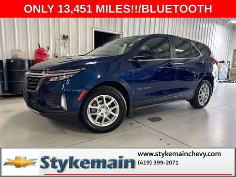 Used 2022 Chevrolet Equinox LT w/ LPO, Floor Liner Package FWD image 1
