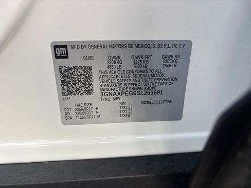 Used 2025 Chevrolet Equinox LT image 29