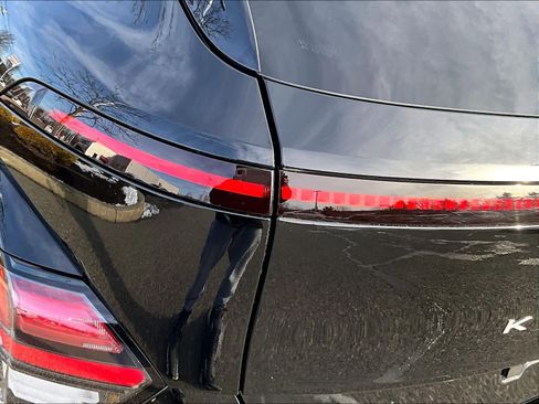 Used 2024 Hyundai Kona Limited image 32